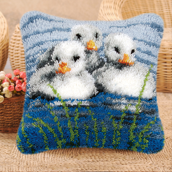 Cartoon Cute Bird Duck Latch H - Printed Embroidery Kit recension och pris