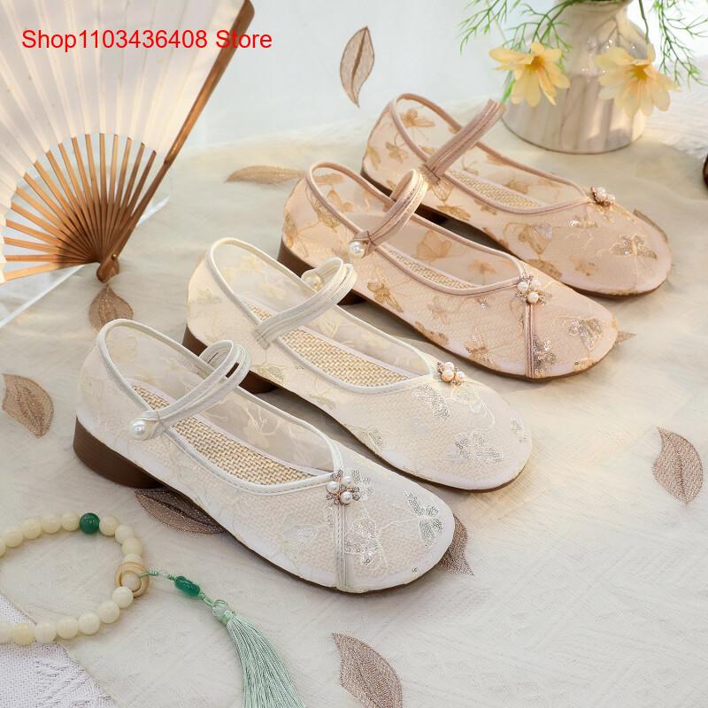 New Mesh Low Heels with Cheong - Embroidery Style recension och pris