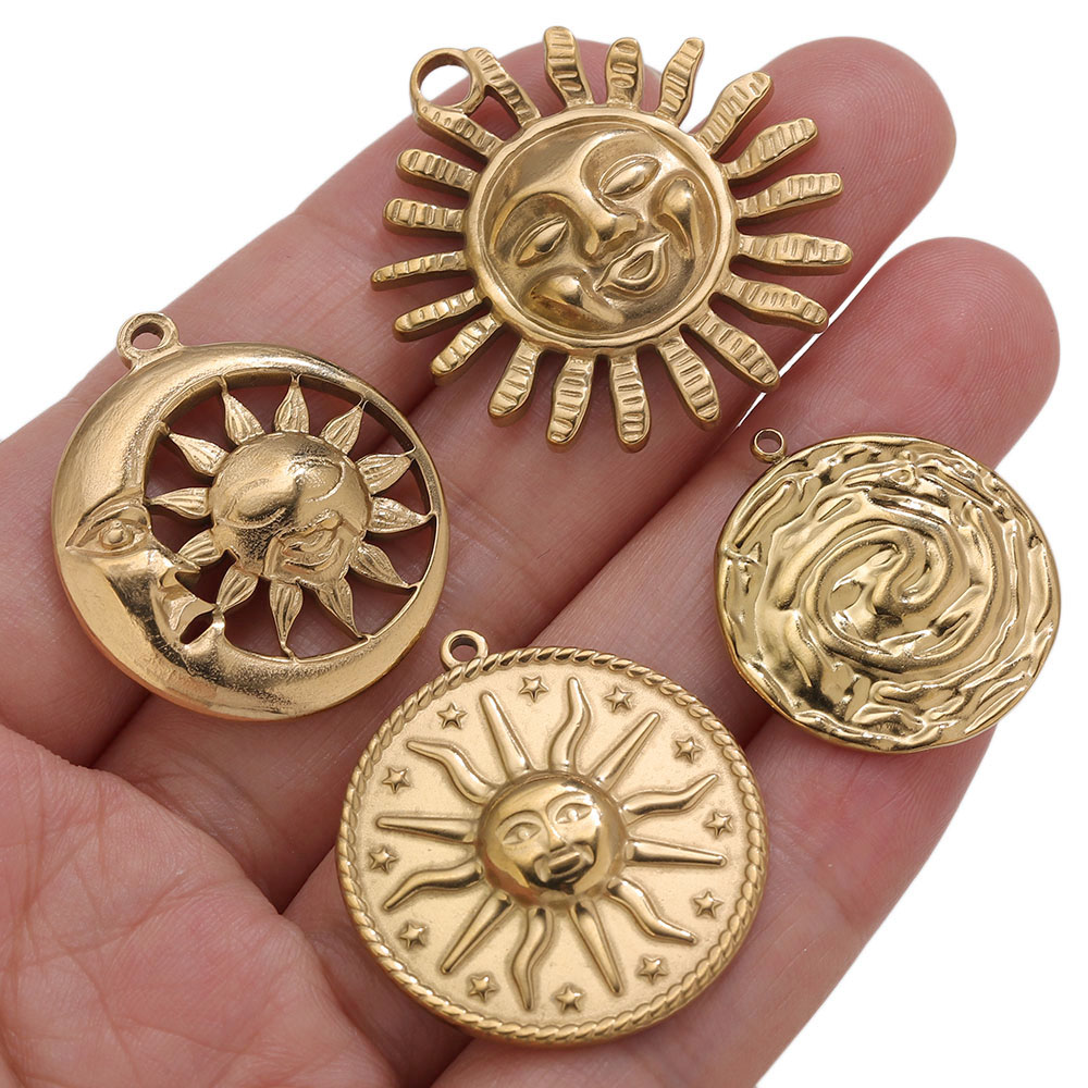 5pcs PVD Gold Charms Stainless - Embroidery Gold recension och pris
