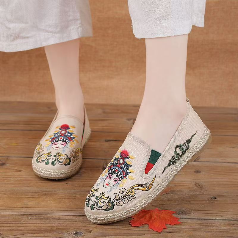 Women Flat Sole Embroidered Cl - Embroidery Fabric recension och pris