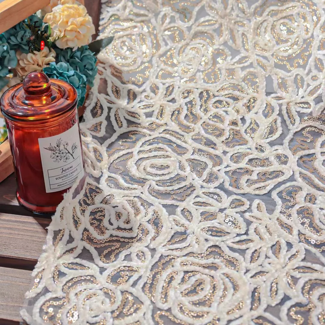 European Style Fashionable Seq - Embroidery Roses recension och pris