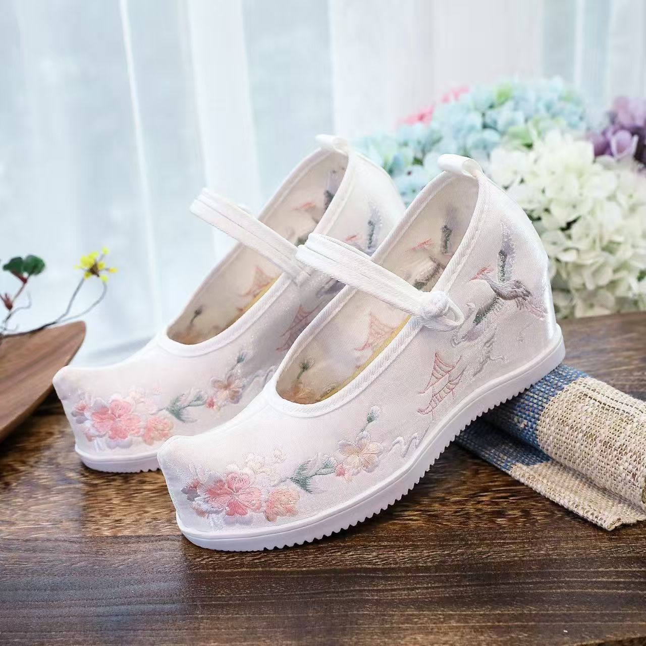 Women Increased Internal Embro - Embroidery Style recension och pris