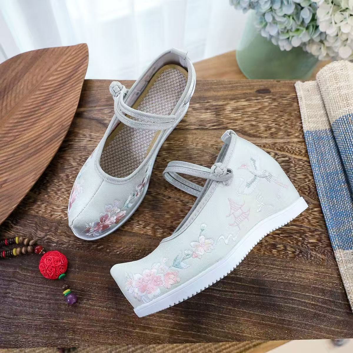 Women Increased Internal Embro - Embroidery Style recension och pris