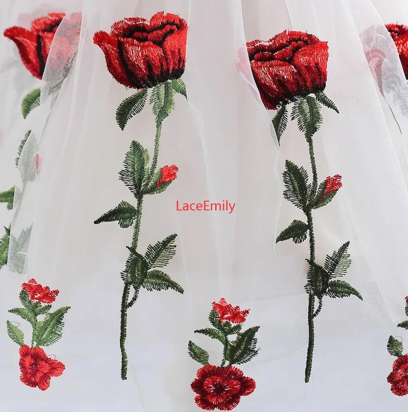 Red Rose Lace Fabric flower em - Embroidery Roses recension och pris