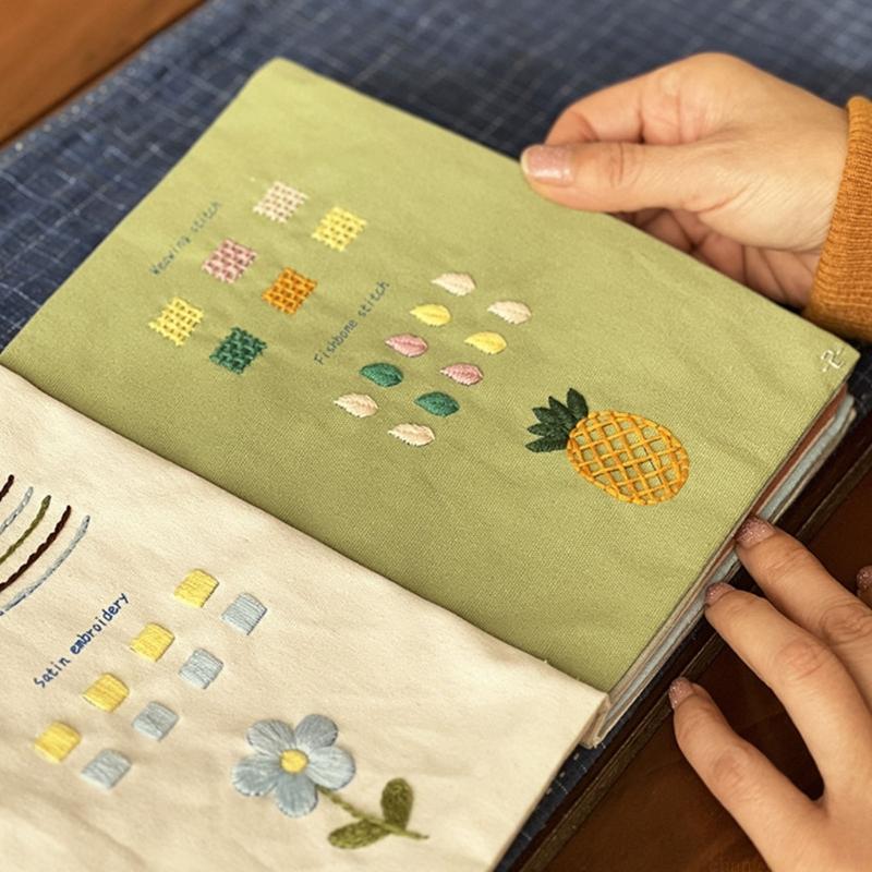 QX2E Handmade Embroidery Stitc - Embroidery Guide Book recension och pris