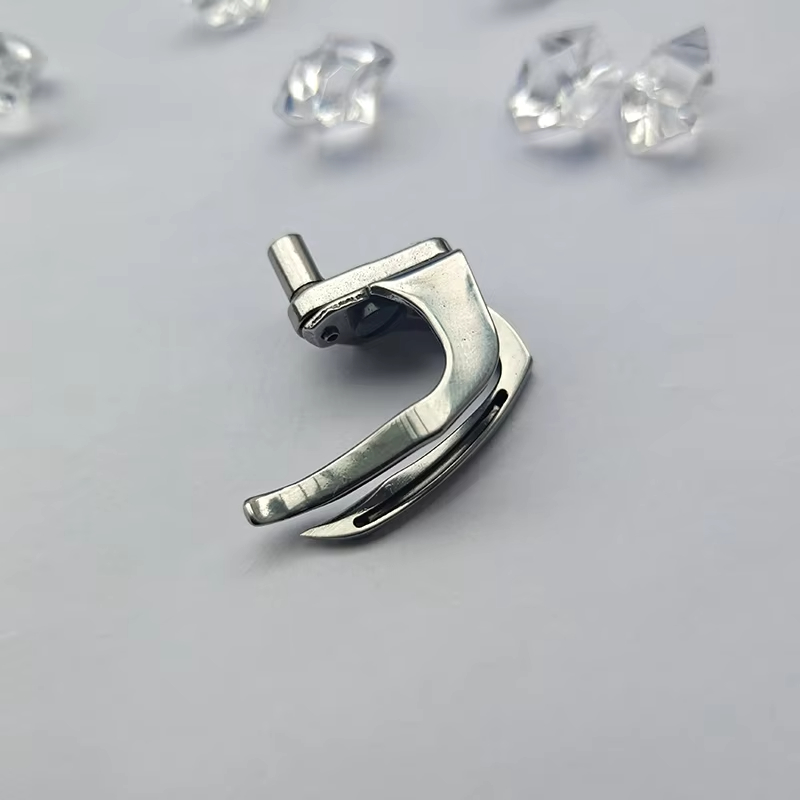 Y68217 Looper For Four Needles - Embroidery Needles recension och pris