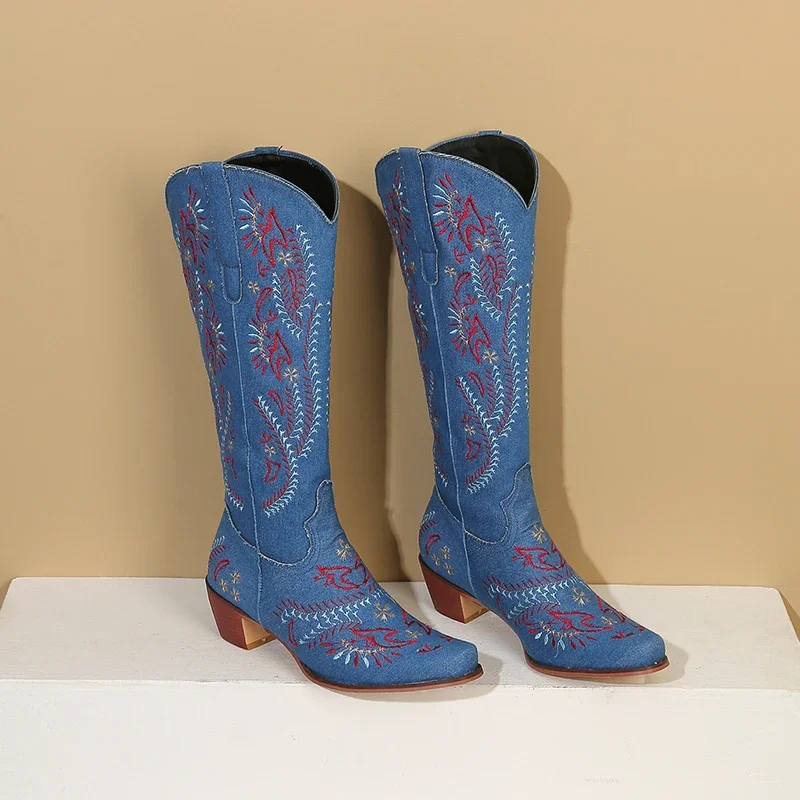 Blue Denim Western Cowgirl Kne - Embroidery Yes recension och pris
